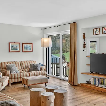 Casa Elegante, Vista Panoramica, 4 Camere, Chesa Saura